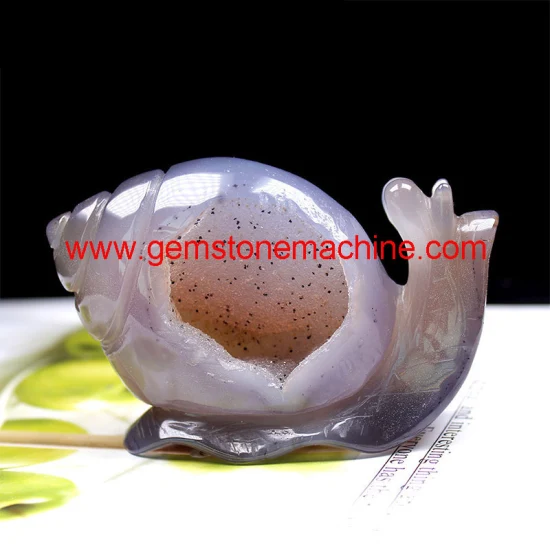 Natural High Quality Agate Geode Carved Snail Crystal Animal Carvings